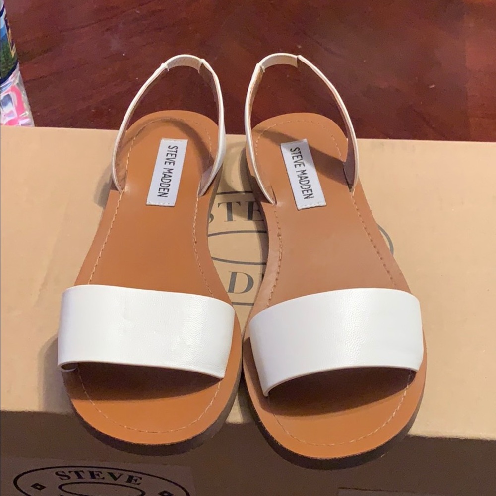 Steve Madden Alina White Sandals